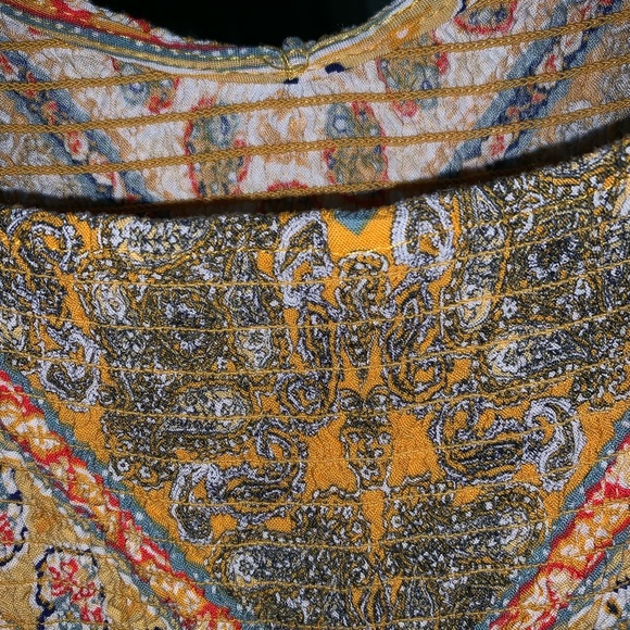 ⭐️yellow patterned romper⭐️ - Picture 5 of 5